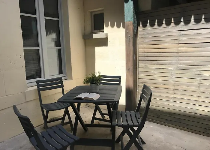 Riva Lodge